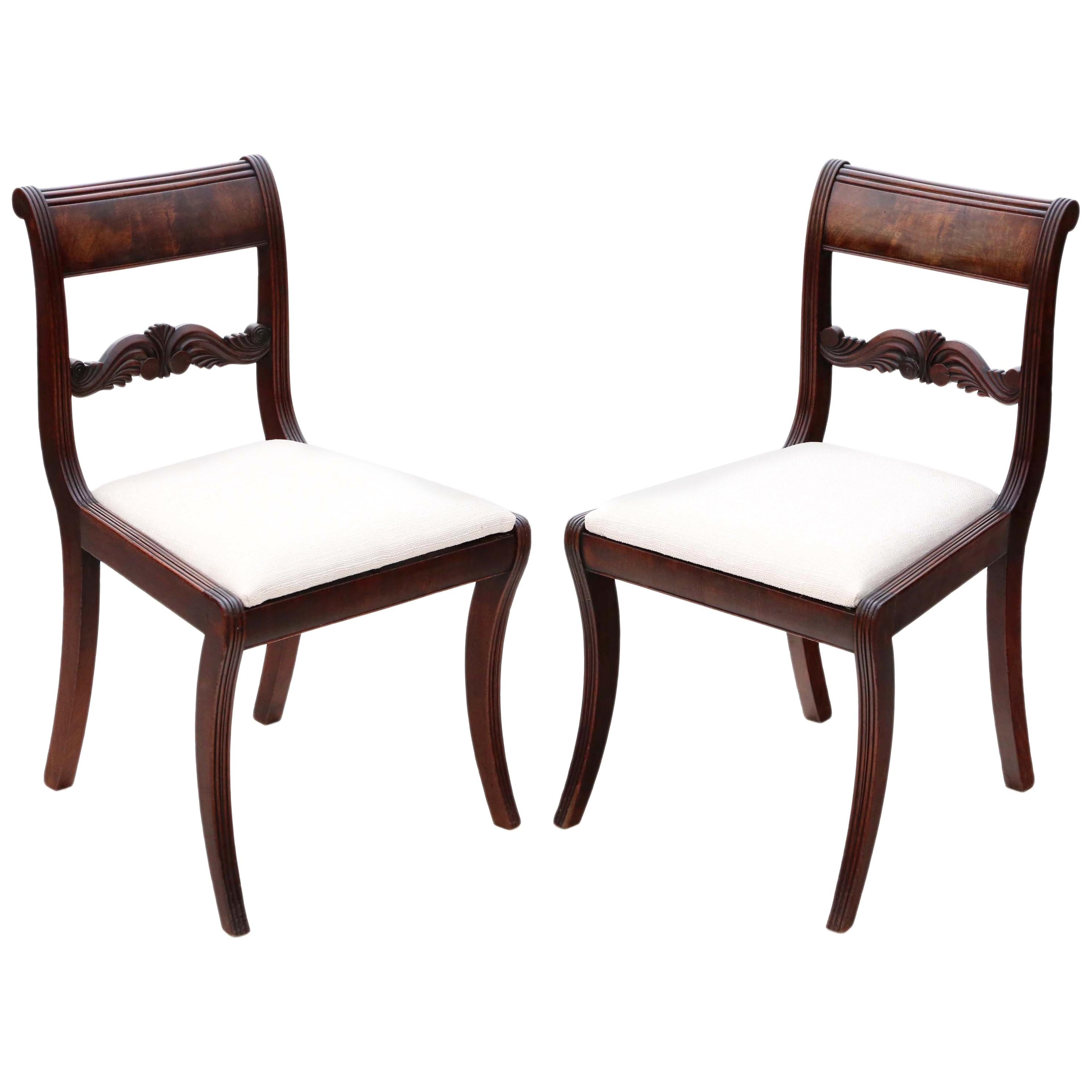 Antique Pair of Regency Mahogany Dining Side Hall Bedroom Chairs, circa 1825