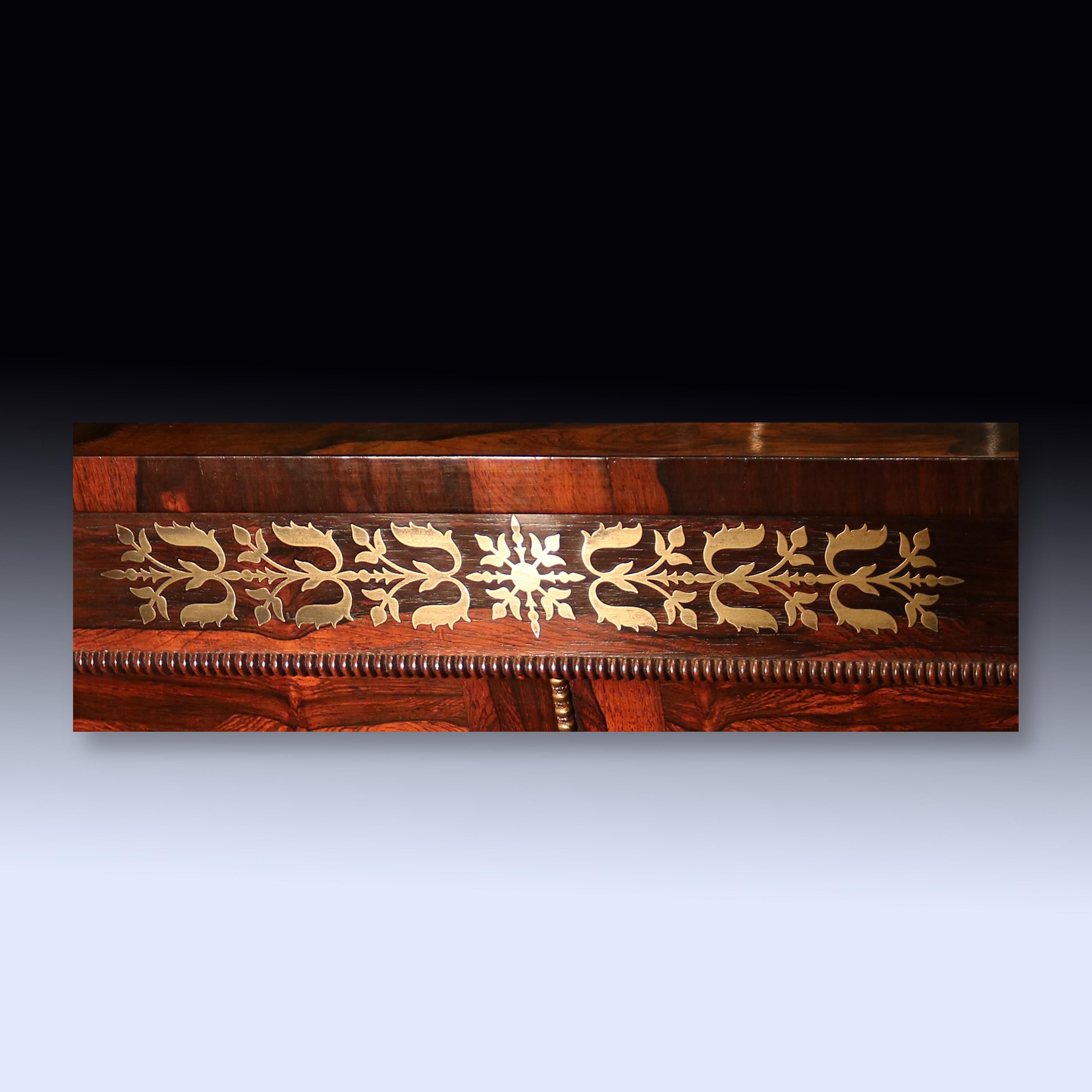 Antikes Paar Palisanderschränke aus der Regency-Zeit (19. Jahrhundert) im Angebot