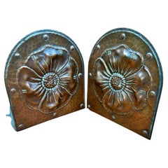 Antiguo par de sujetalibros ROYCROFT de cobre martillado -  época de stickley  W8077    VENTA