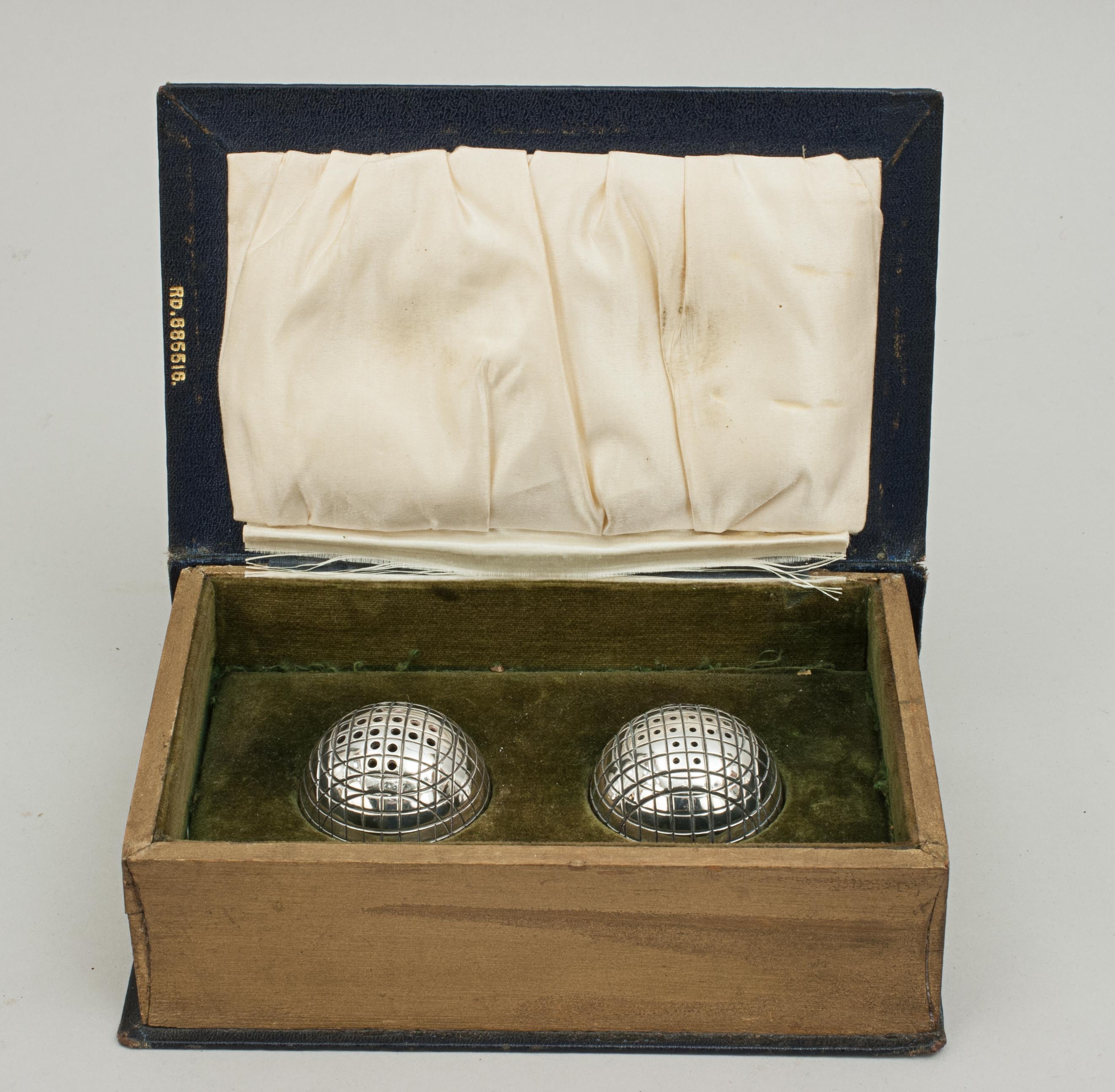Late 19th Century Antique Pair of Salt and Pepper Golf Balls in Leather Book, A Good Lie