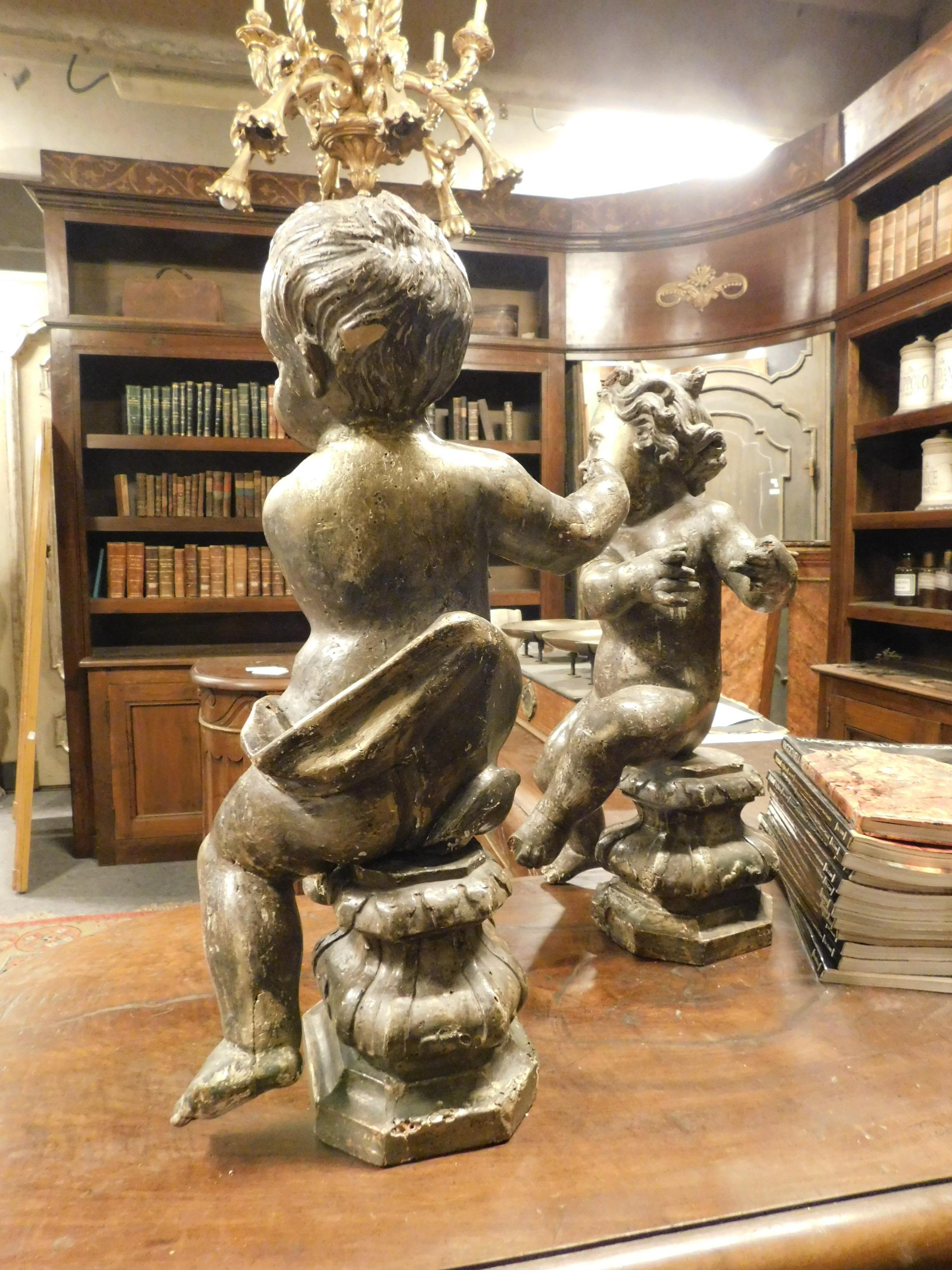 Antique Pair of Sculptures, Cherubs Silvered and Gilded Wood, 18th Century Italy 1