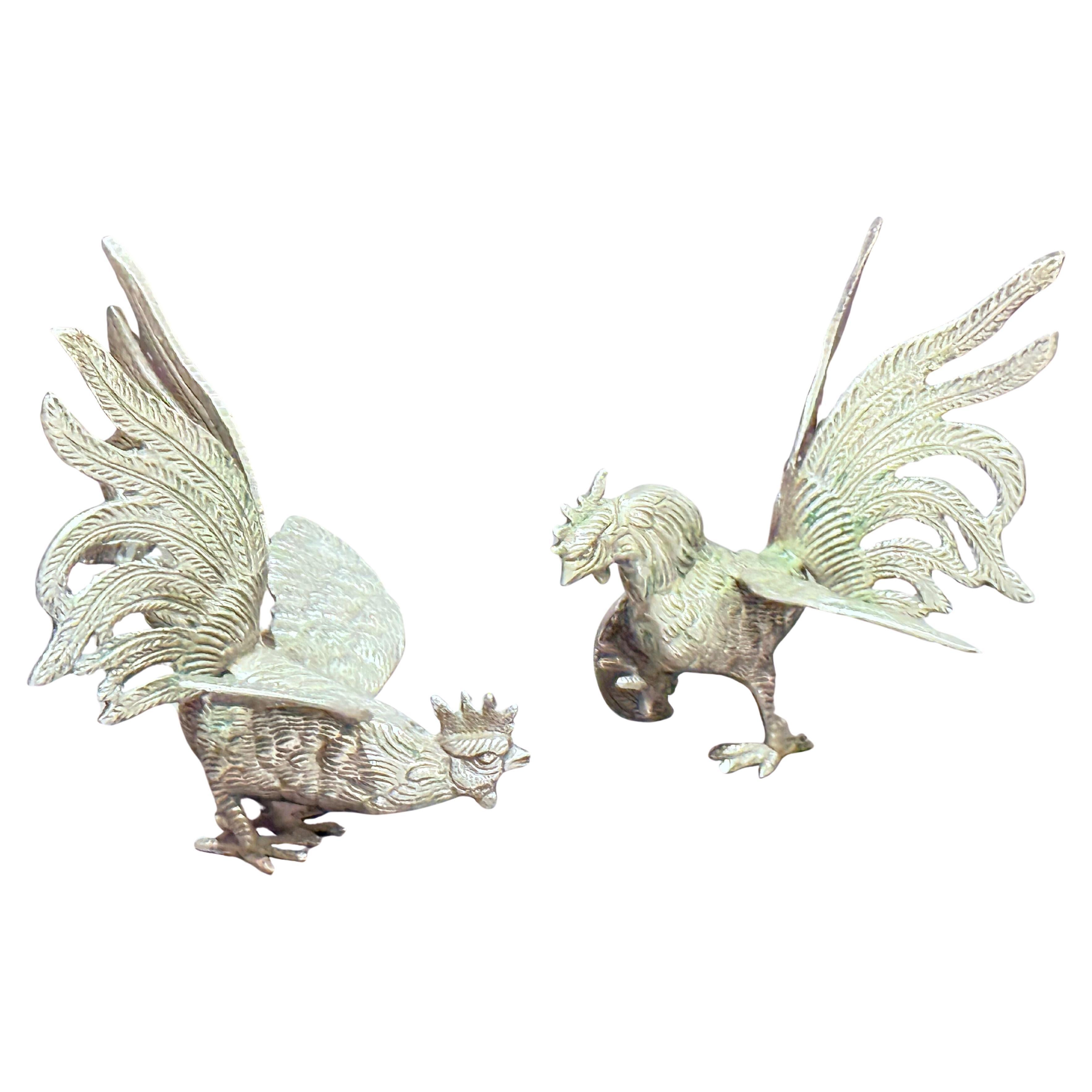 Antica coppia di galli d'argento da appoggio, decorazione per la casa, figura animale