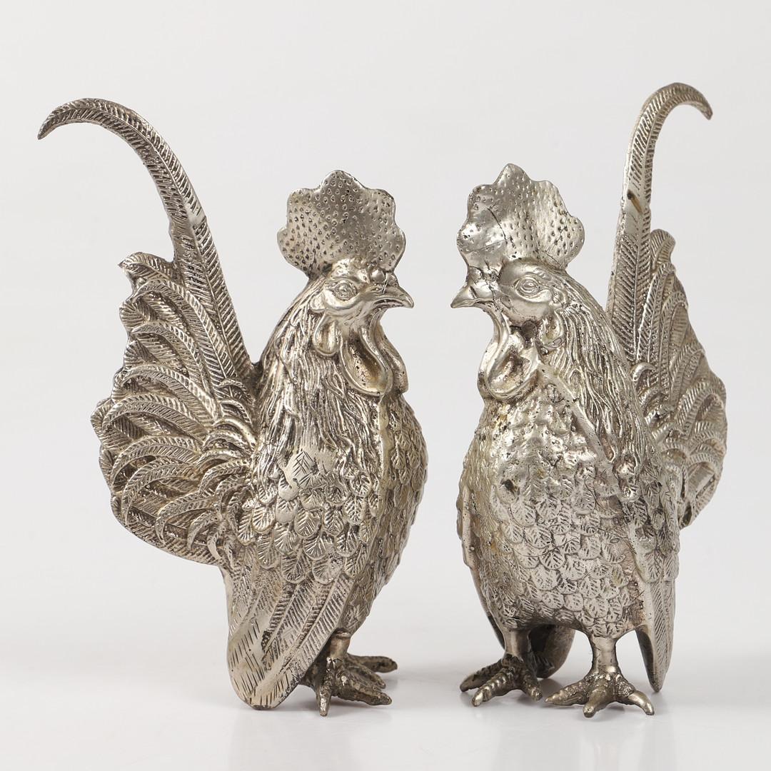 Pareja Antigua de Gallo de Pie de Plata, Escultura Decorativa para el Hogar Metal en venta