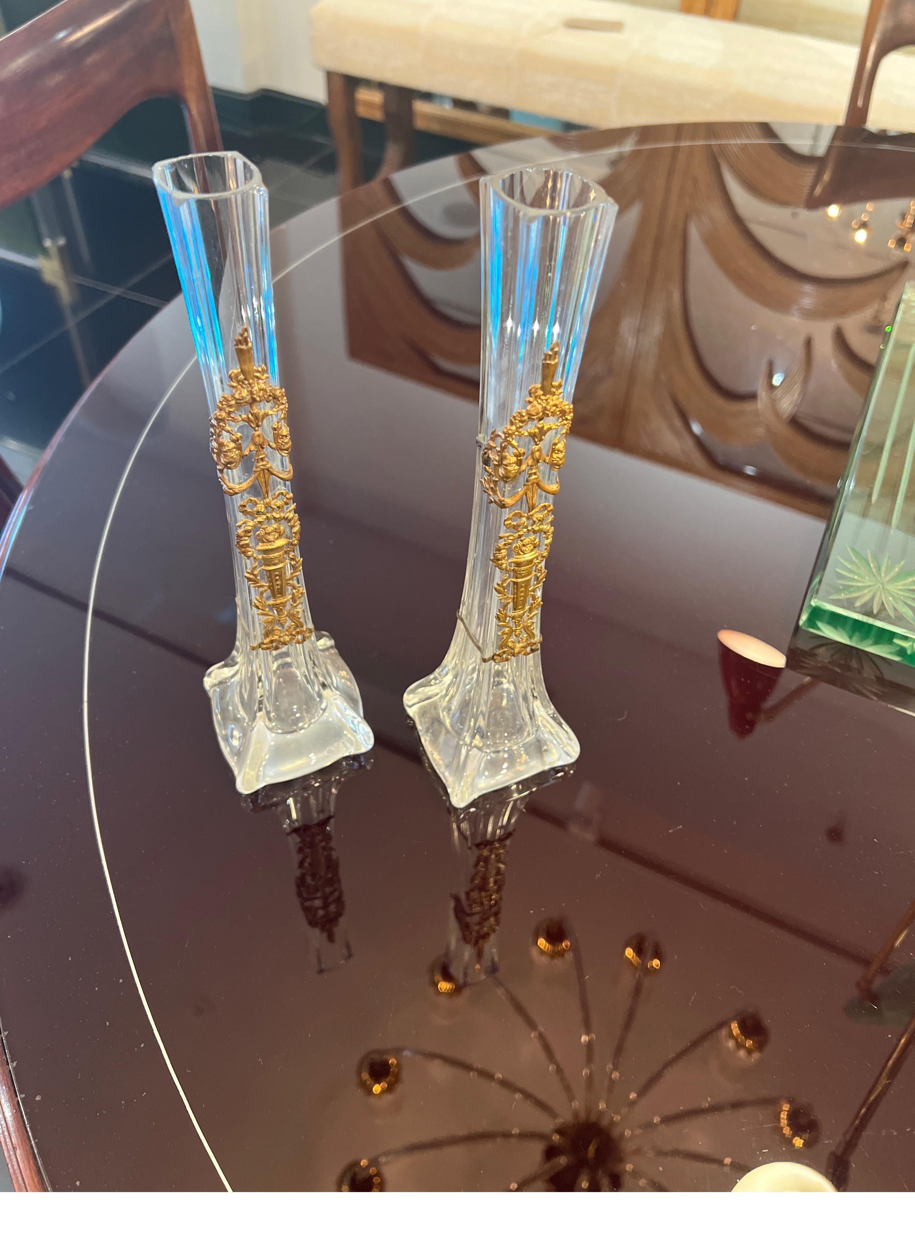 Antica coppia di vasi da fiori singoli di Baccarat in vendita 1