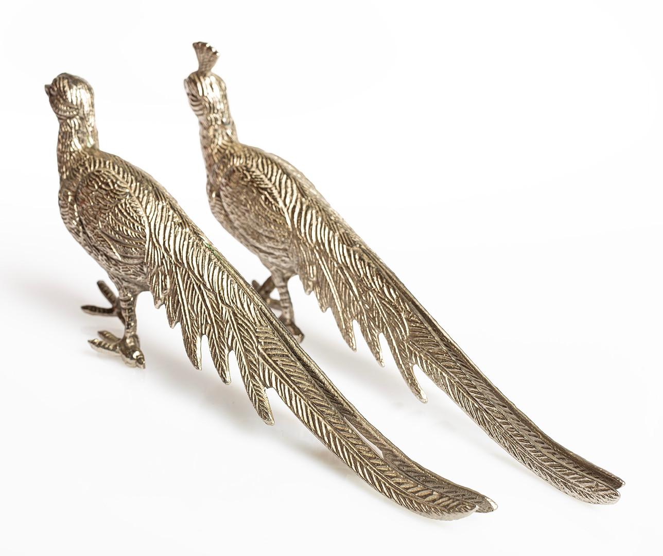 Pareja Antigua de Pequeños Pavos Reales de Plata, Objeto de Decoración para el Hogar Regencia de Hollywood en venta