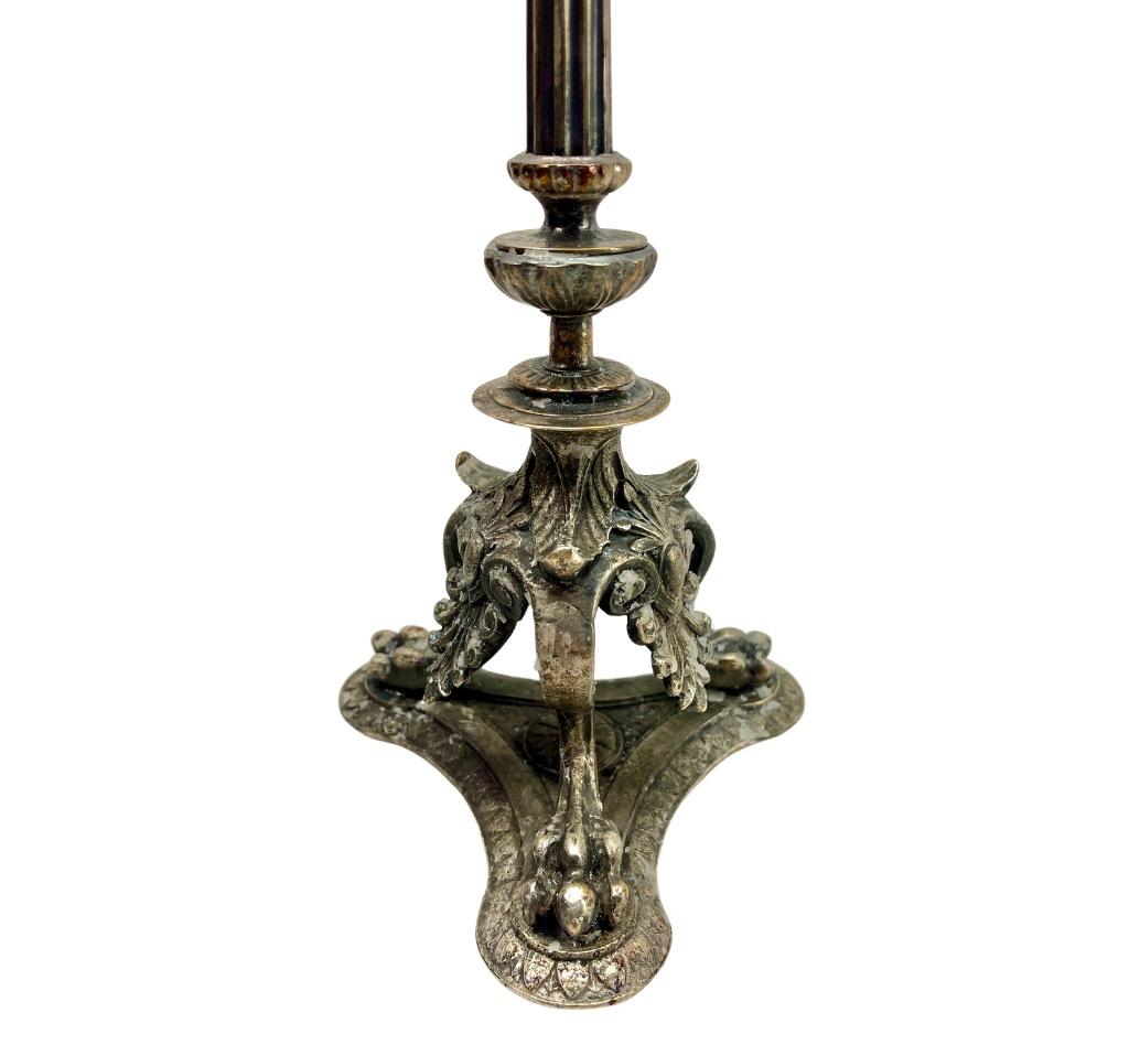 Early 20th Century Antique Pair of Solid Cast Brass Candlesticks Originel Patina For Sale