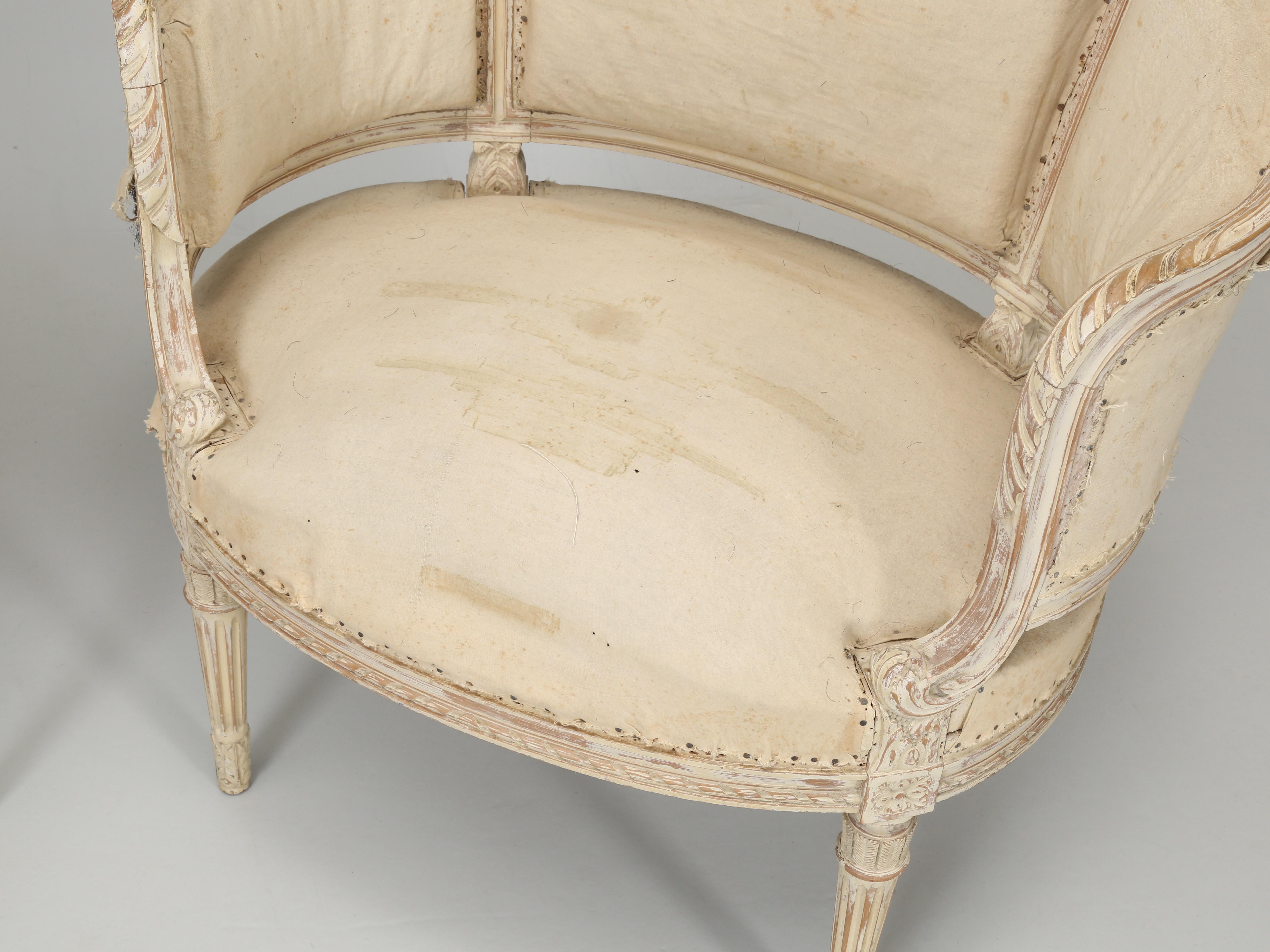 Hand-Carved Antique Pair of Swedish Bergère Chairs in Louis XVI Style in Old Paint C1800's For Sale