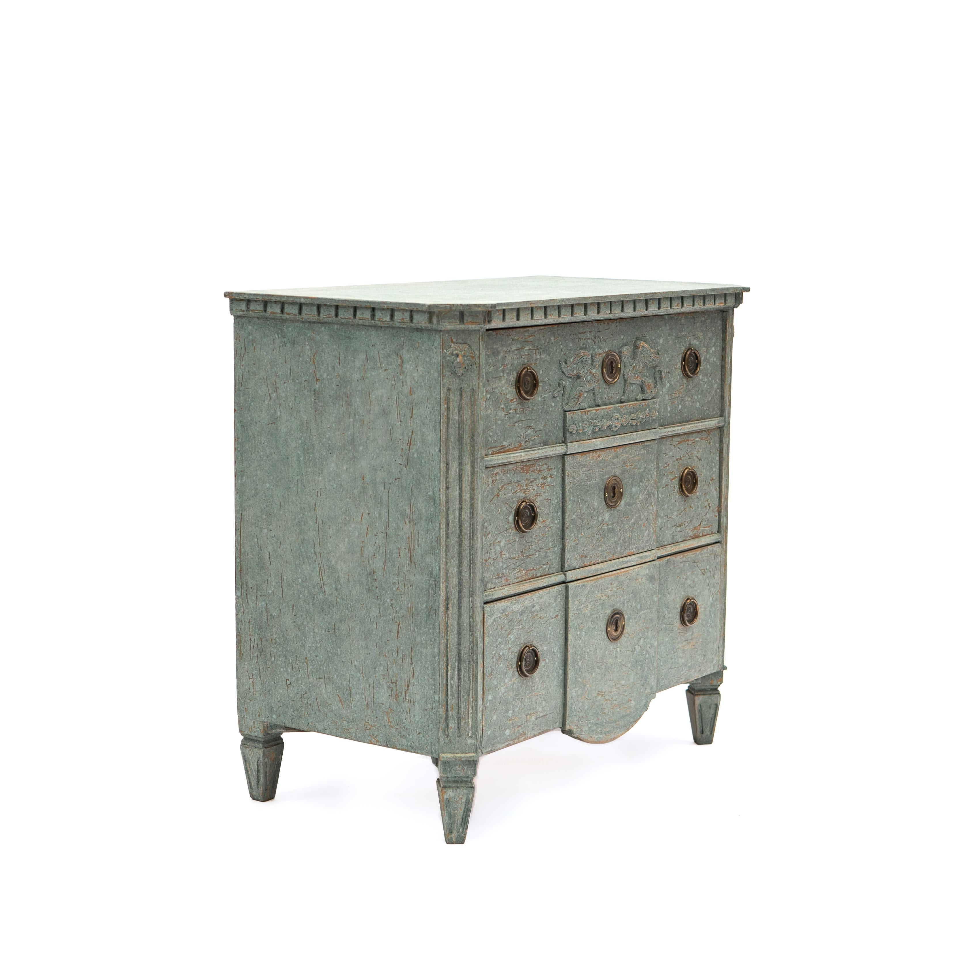 Antique Pair of Swedish Gustavian Style Blue Painted Chest of Drawer In Good Condition In Kastrup, DK