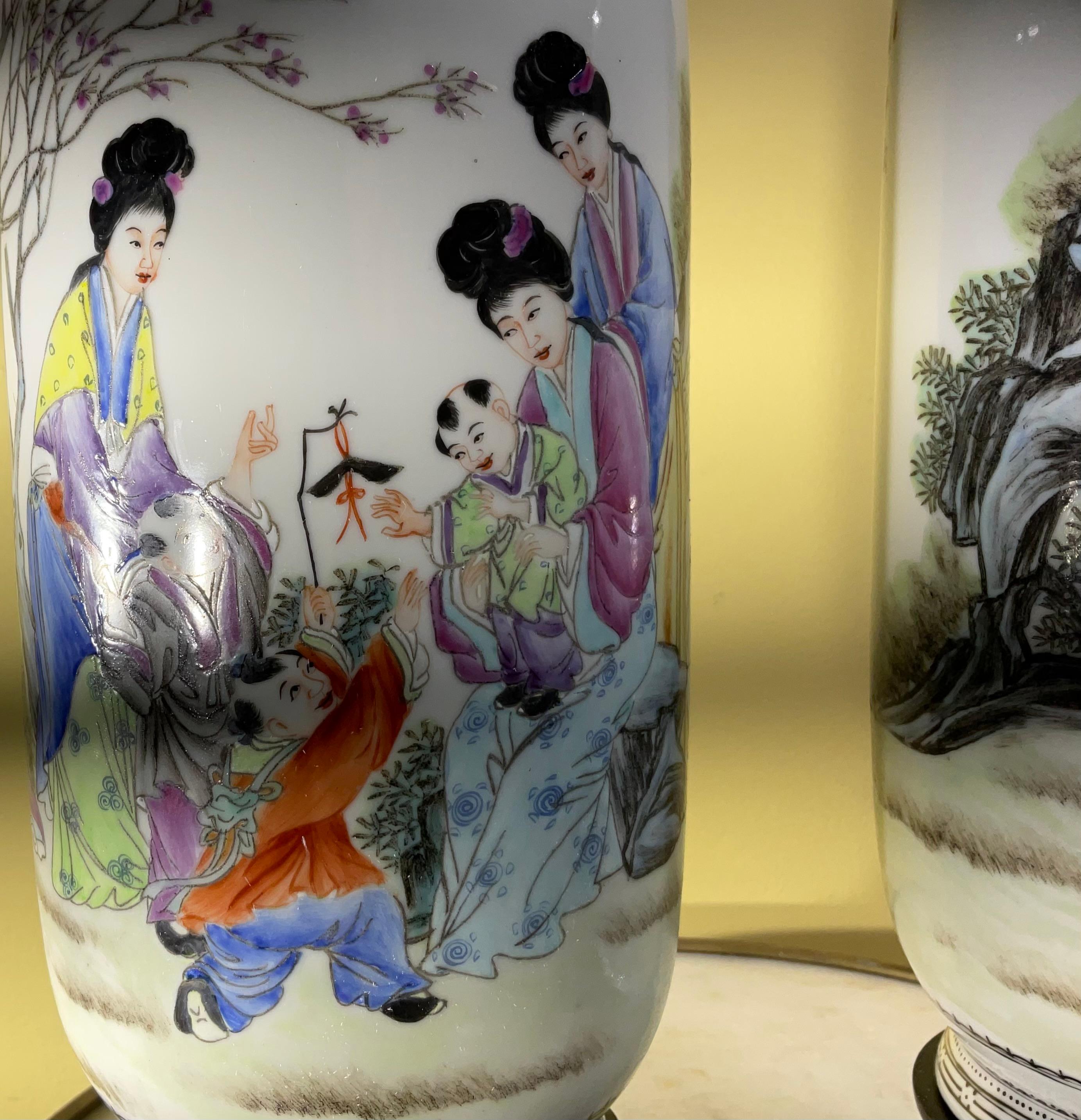 Paire de lampes de bureau anciennes en porcelaine chinoiseries, nouvellement  Electrifié en vente 5