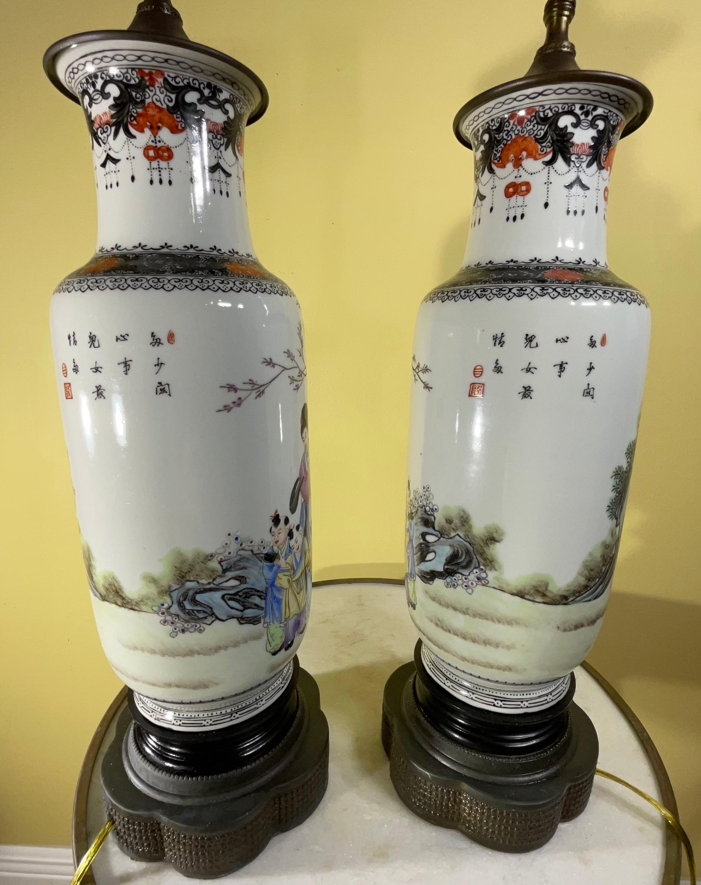 Antique Pair Of Table Lamps Chinoiserie Porcelain Vases Newly  Electrified For Sale 1