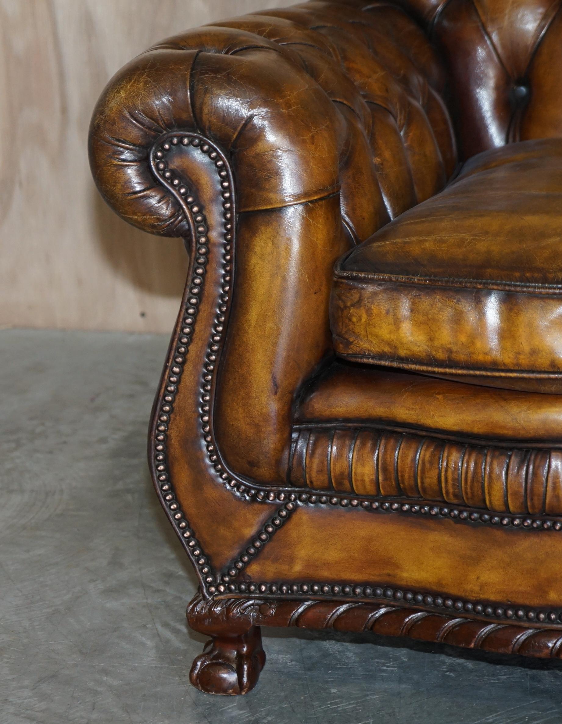 Antique Pair of Thomas Chippendale Style Chesterfield Brown Leather Armchairs For Sale 1