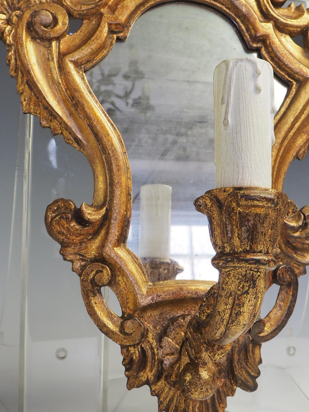 Paire d'antiquités vénitiennes 'Girandole' Wall Mirror Lights en vente 4