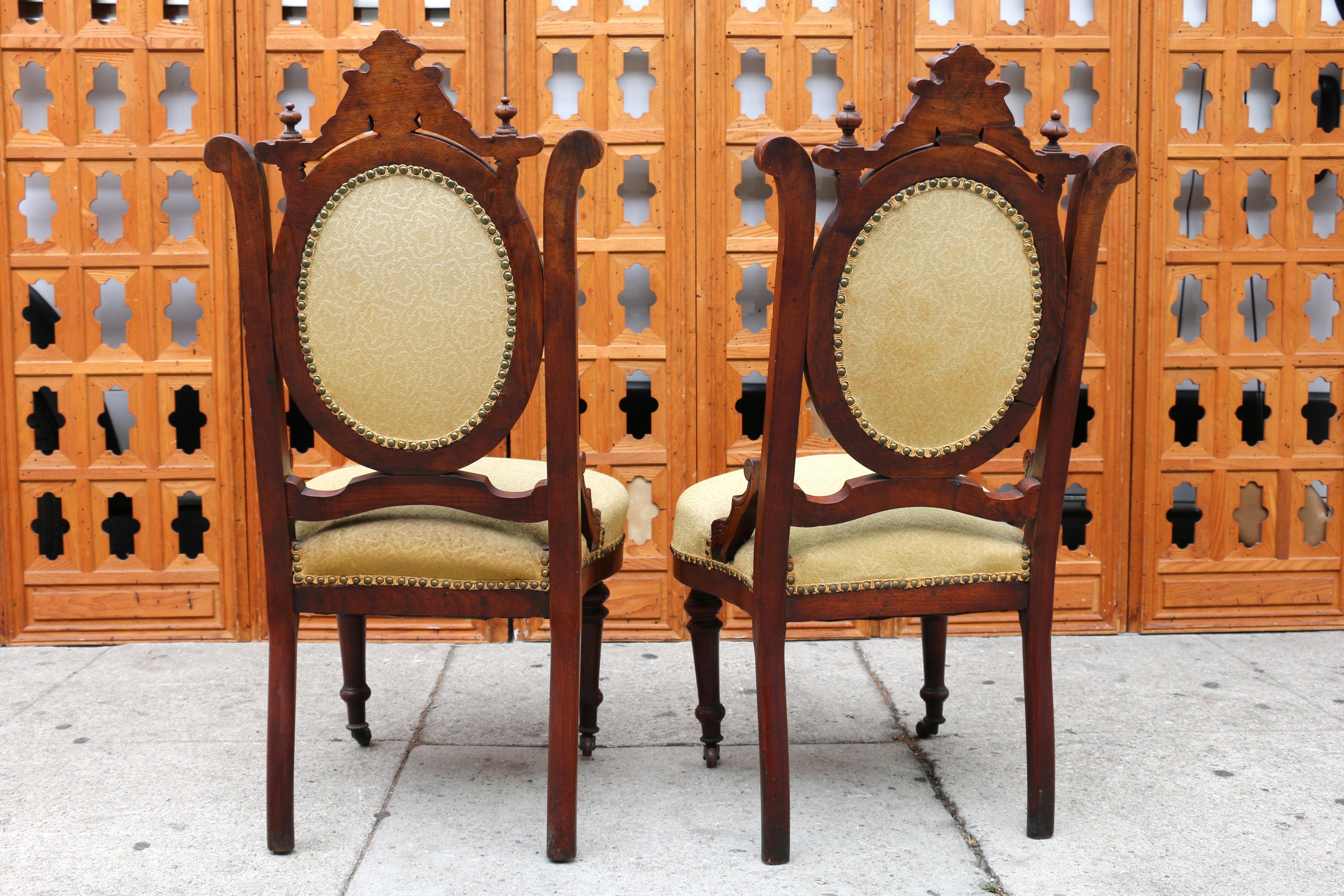 Antique Pair of Victorian Finely Carved Mahogany Side Chairs For Sale 5