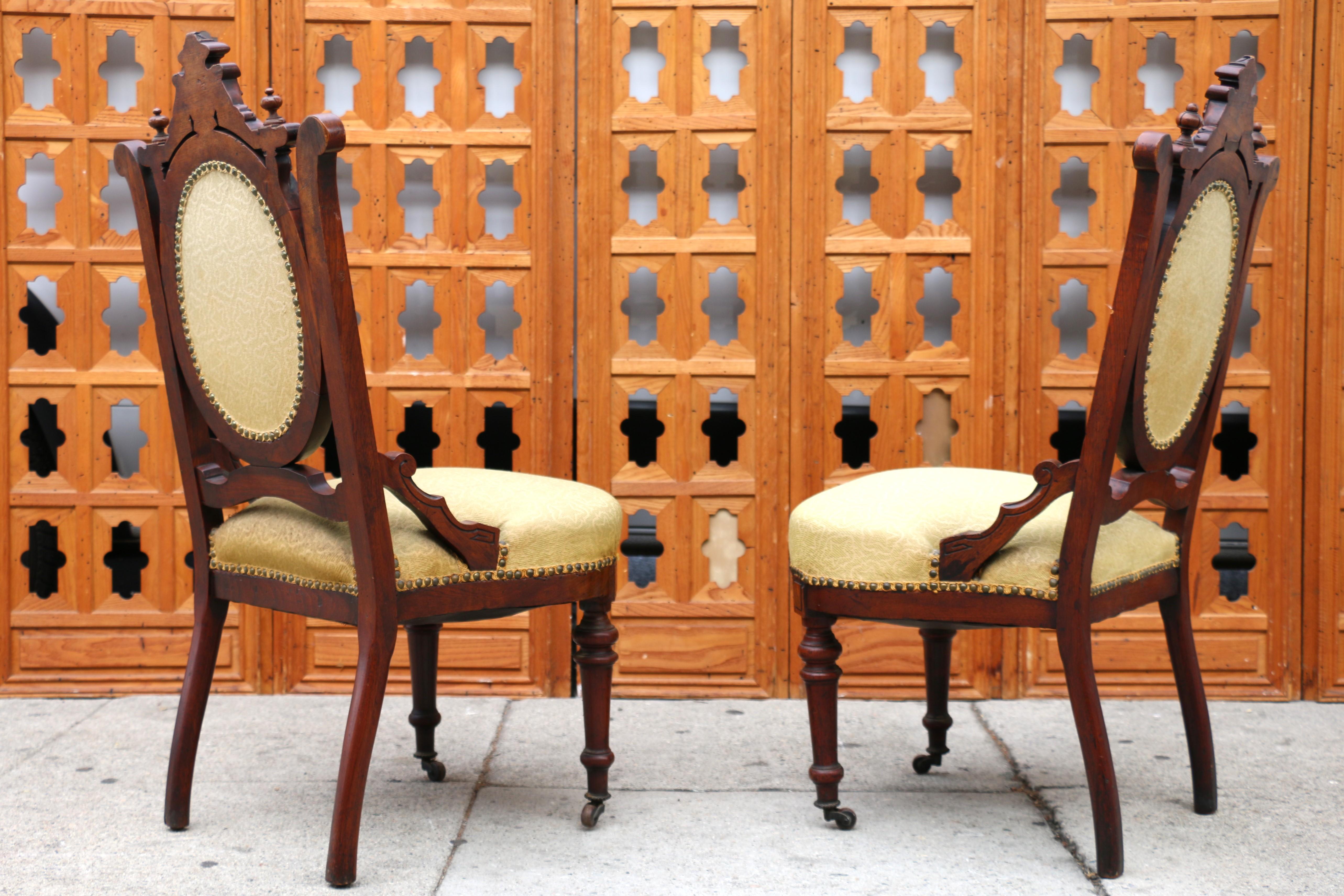 Antique Pair of Victorian Finely Carved Mahogany Side Chairs For Sale 6