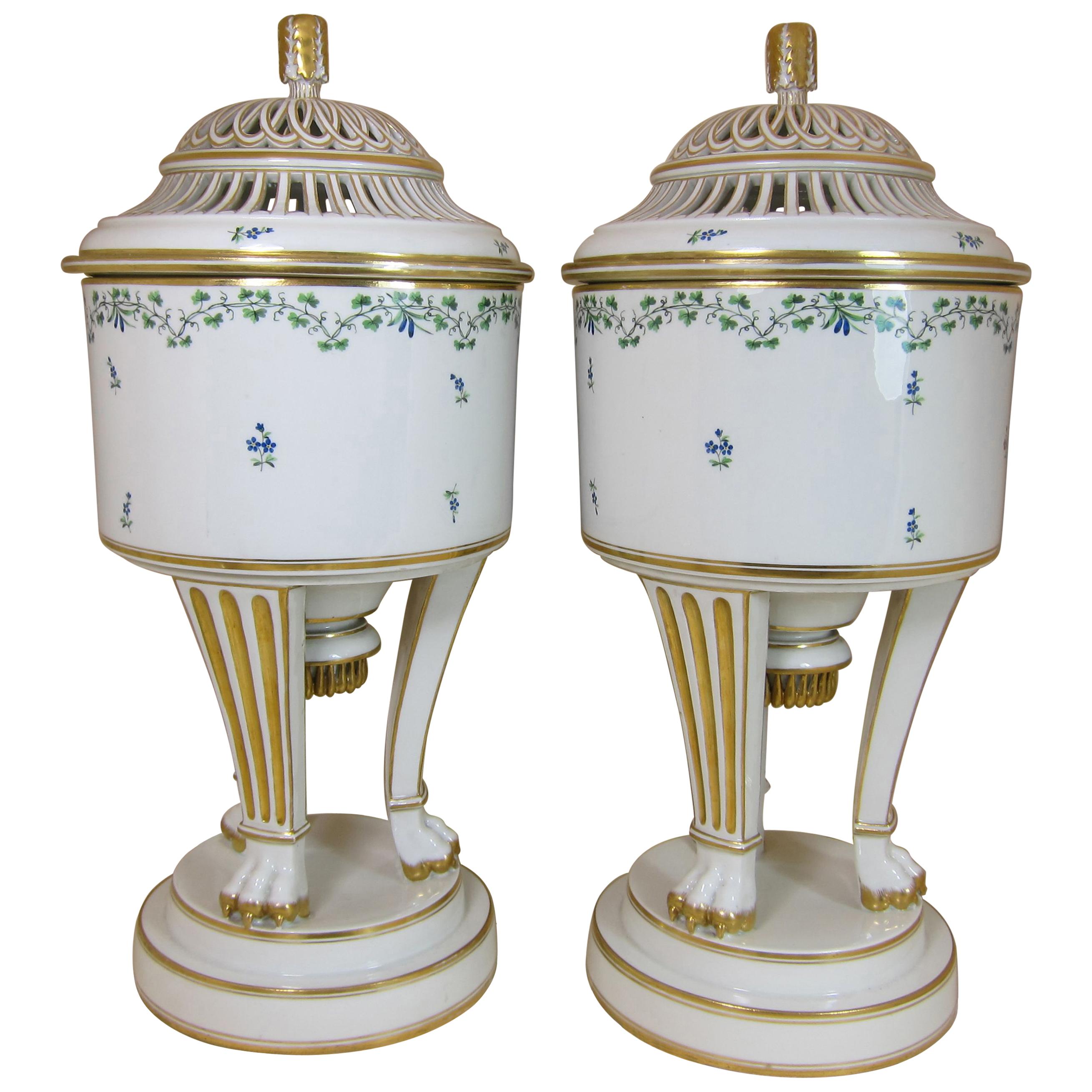 Antique Pair of Vienna Porcelain Sprig Decorated Ice Pails, Lids and Liners For Sale