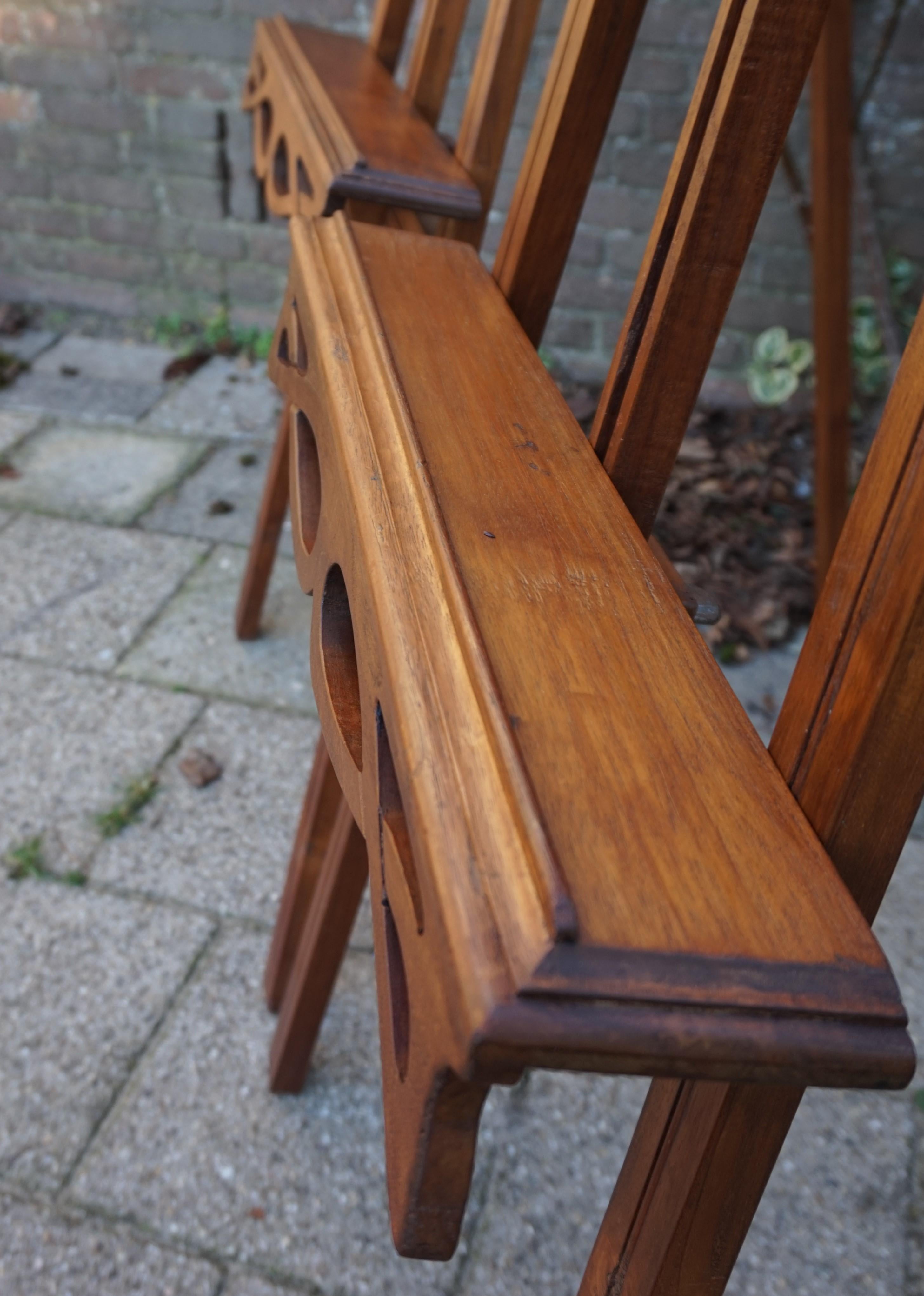 20th Century Antique Pair of Wooden Arts & Crafts Painting Easels / Gallery Display Stand