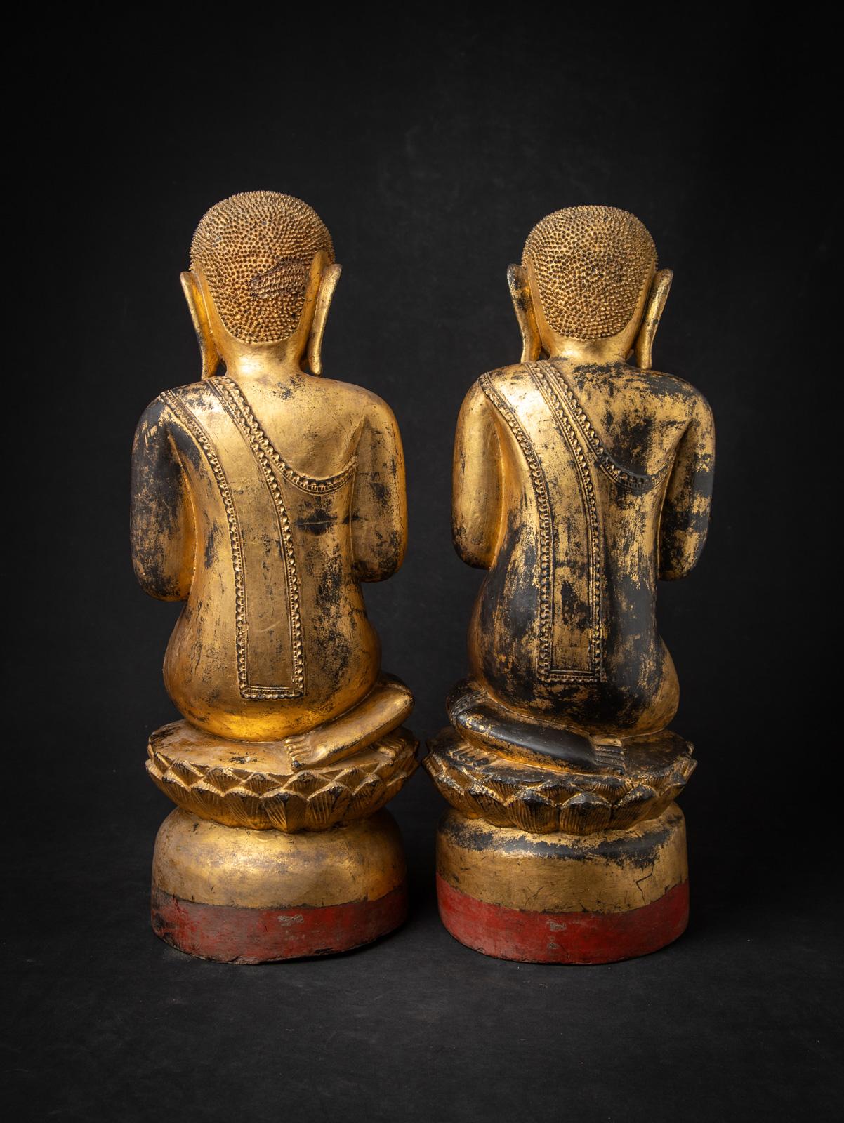 Antikes Paar hölzerner burmesischer Mönchsstatuen aus Birma im Angebot 3