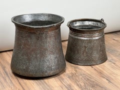 Ancienne paire de chaudrons ottomans Empire en cuivre teinté c. Milieu du 19ème siècle