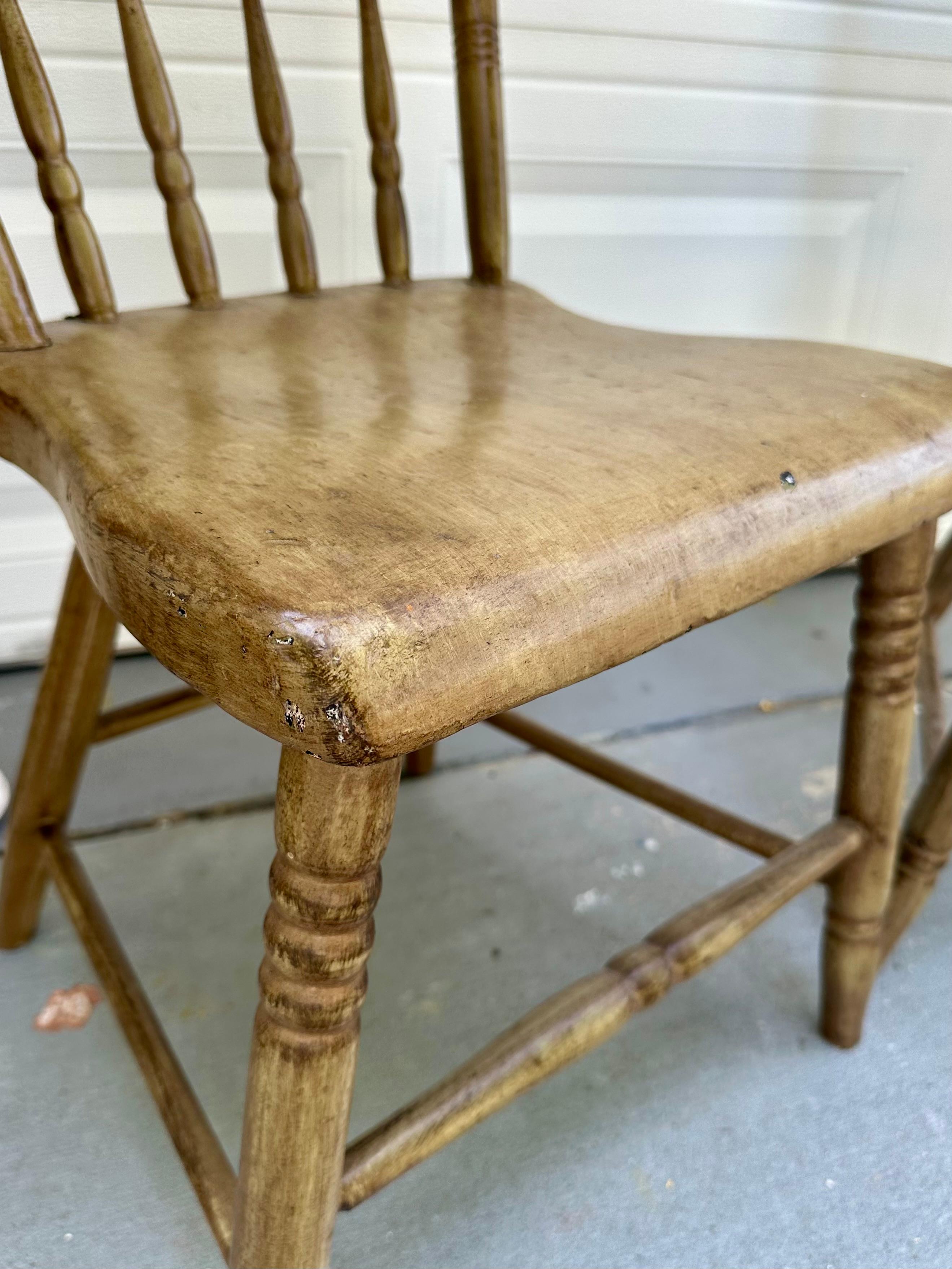 Hand-Painted Antique Pair Pennsylvania Plank Seat Chairs, 19th Century. For Sale