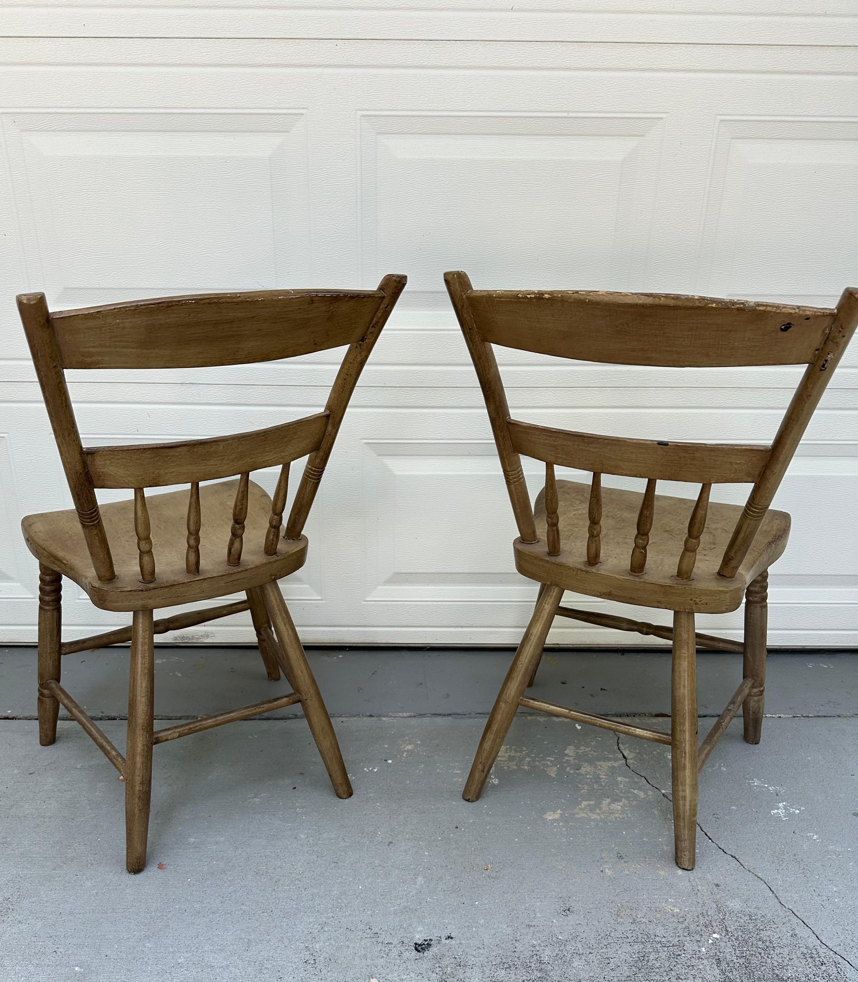 Antique Pair Pennsylvania Plank Seat Chairs, 19th Century. For Sale 2
