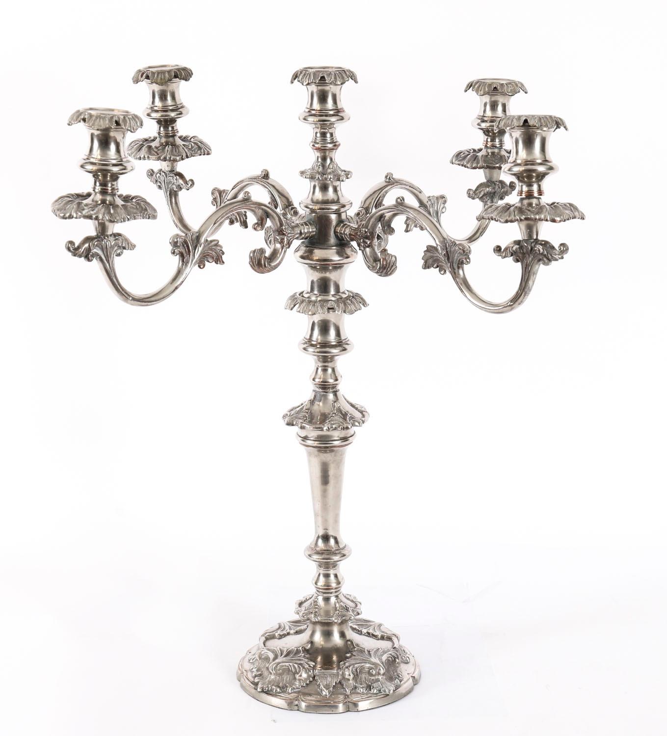 Coppia di candelabri antichi Regency Old Sheffield C1820 XIX secolo In condizioni buone in vendita a London, GB