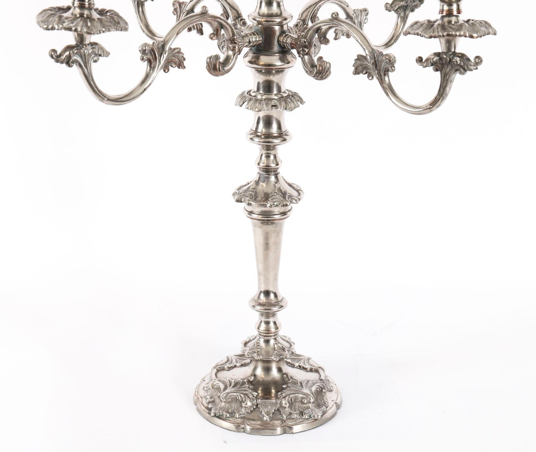 Coppia di candelabri antichi Regency Old Sheffield C1820 XIX secolo in vendita 2