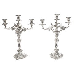 Antica coppia di candelabri a tre luci della Reggenza Creswick & Co.