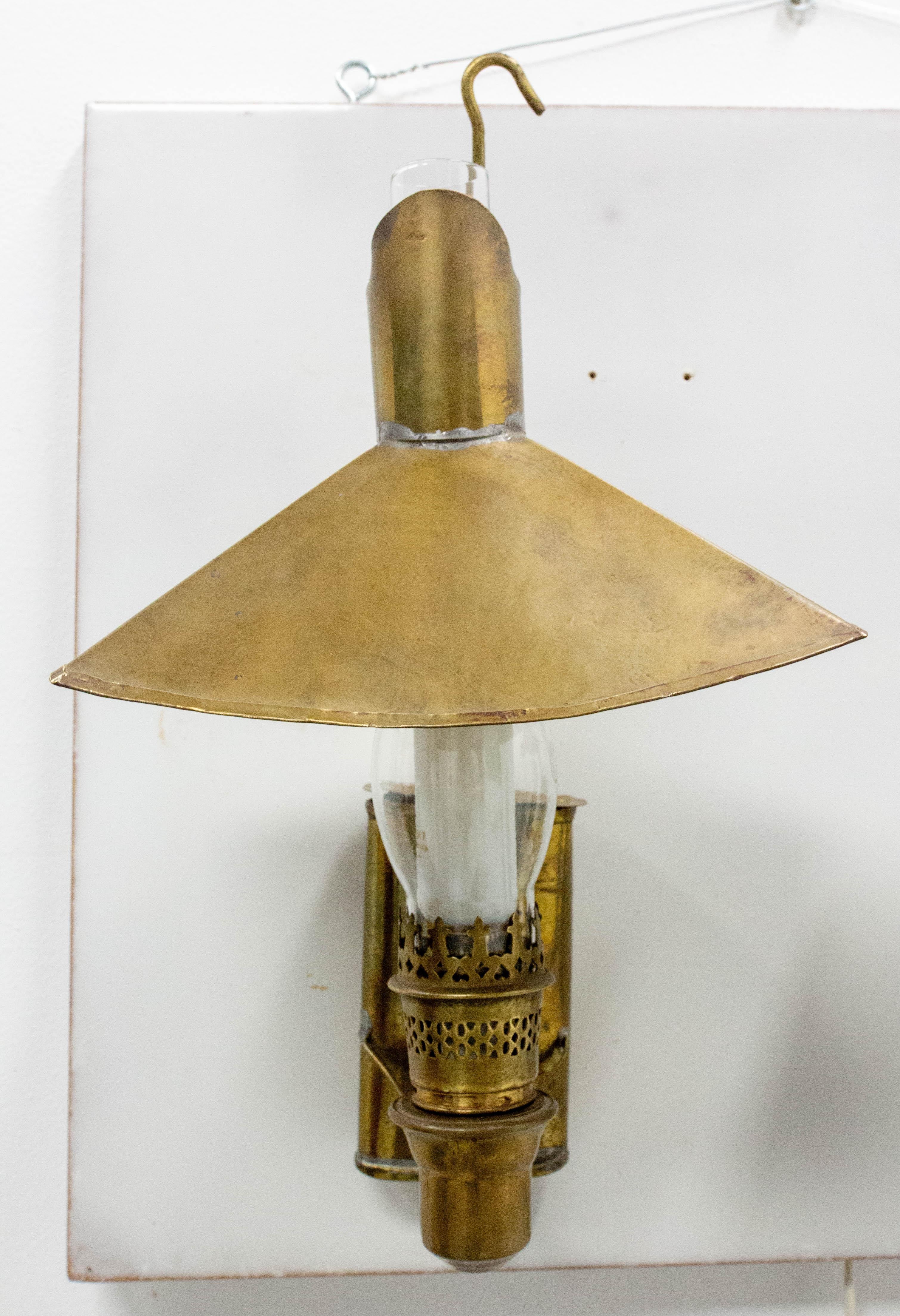 Antique Pair Sconces Wall Light Lantern Brass Glass with tank 19th c, French  In Good Condition For Sale In Labrit, Landes