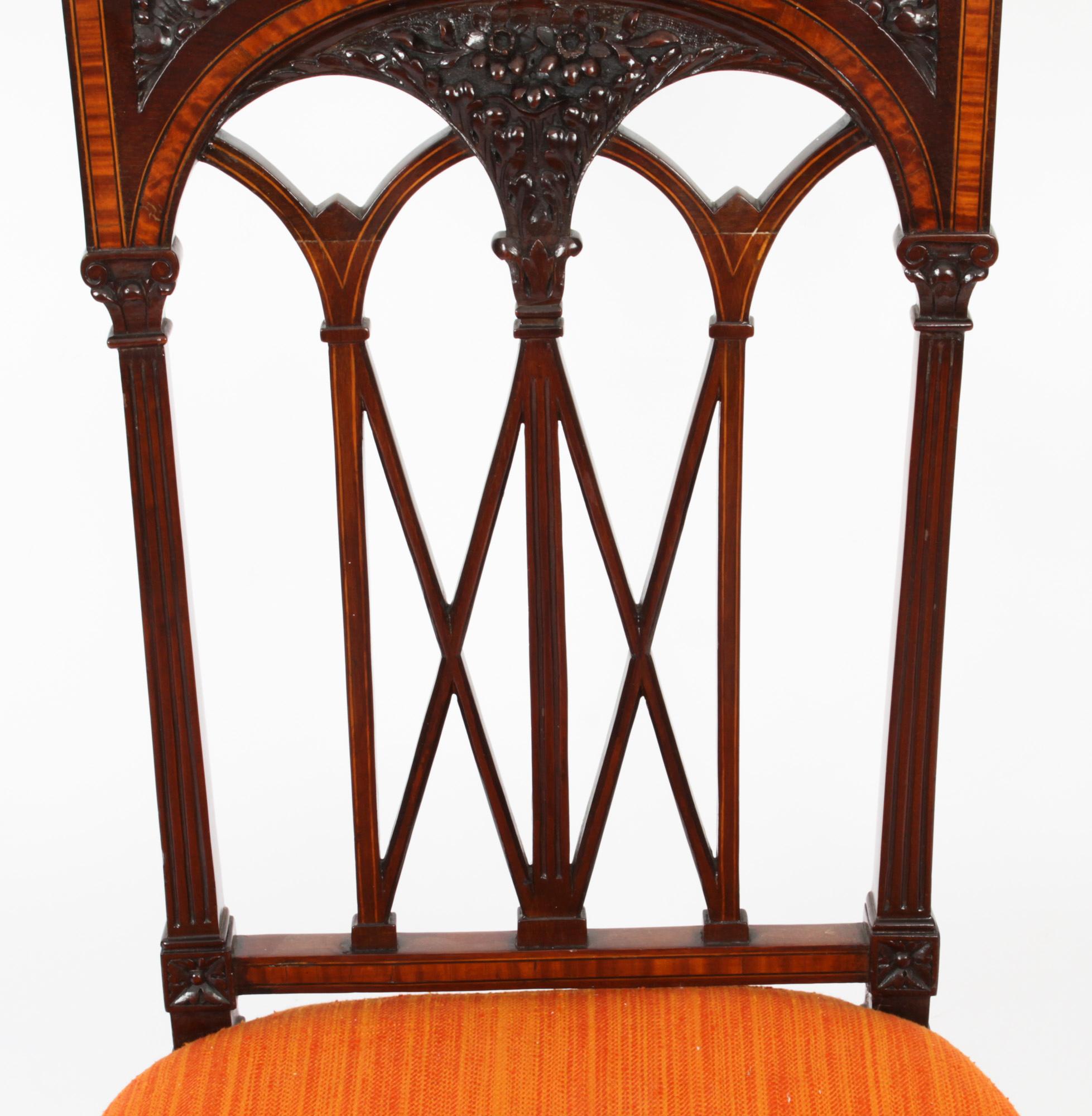 Paire de chaises d'appoint anciennes de style néo-historique Sheraton, début du XXe siècle en vente 4
