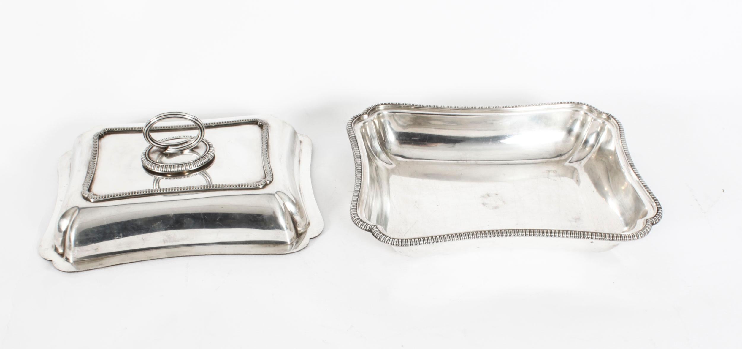 Antique Pair Silver Plated Entree Dishes Elkington, Dated 1888 19th Century For Sale 2