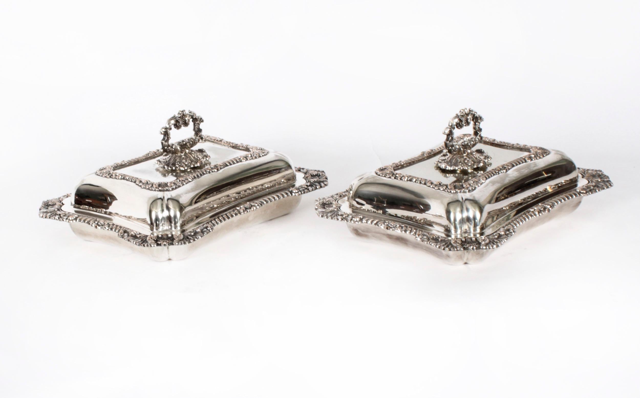 Antique Pair Silver Plated Entree Dishes Walker and Hall Circa 1860 For Sale 15