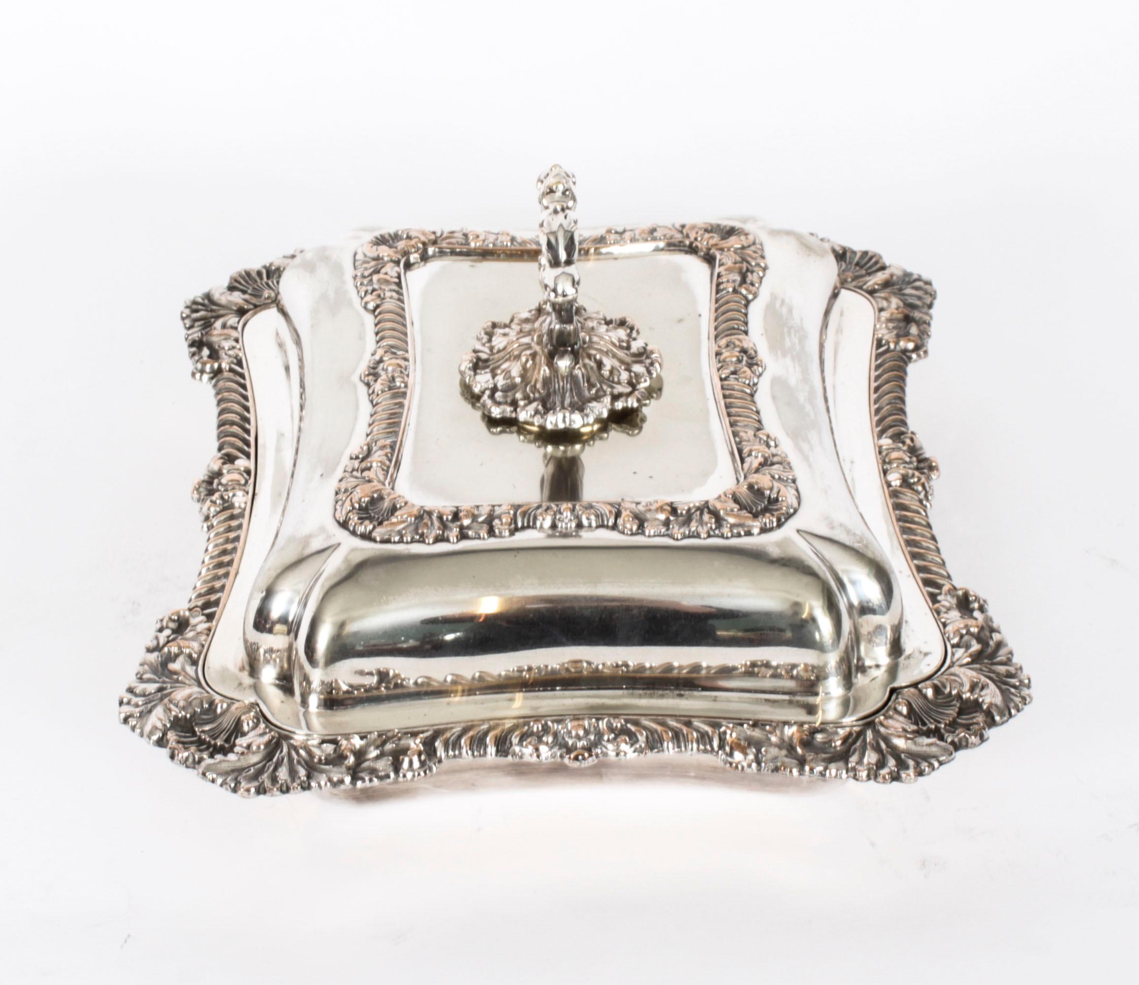 Antique Pair Silver Plated Entree Dishes Walker and Hall Circa 1860 For Sale 5