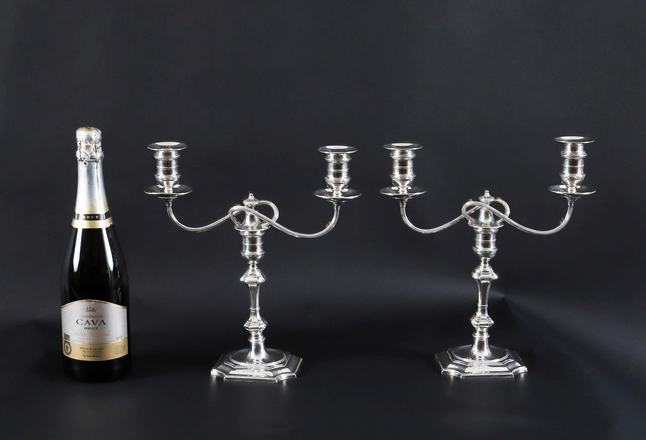 Paire de chandeliers anciens en argent Sterling par Elkington & Co 20ème siècle en vente 11