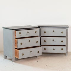 Antique Paire de Commodes peintes Gustaviennes Suédoises Tables de Nuit
