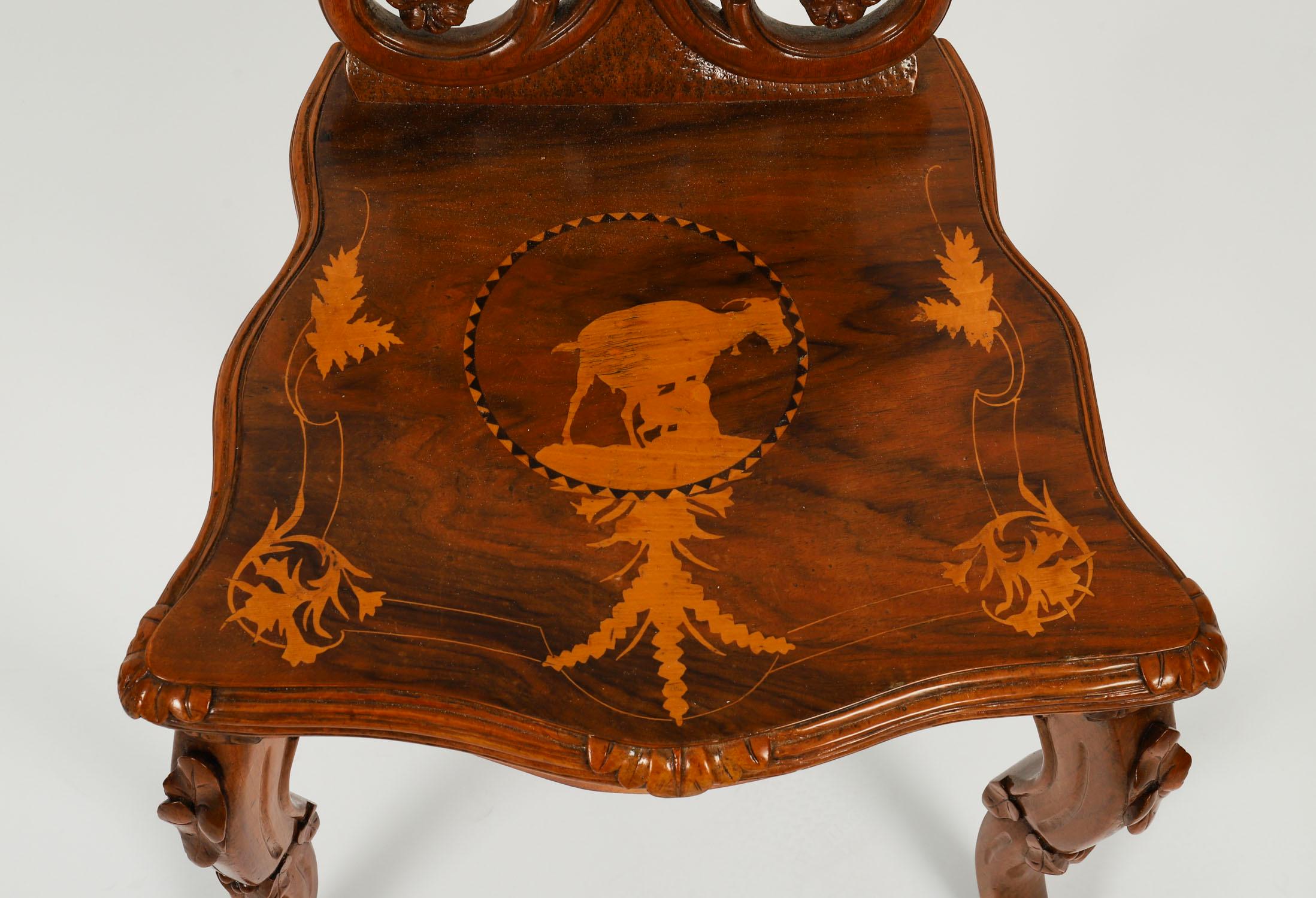 Antique Pair Swiss Walnut Marquetry inlaid Hall Chairs 19th Century en venta 9