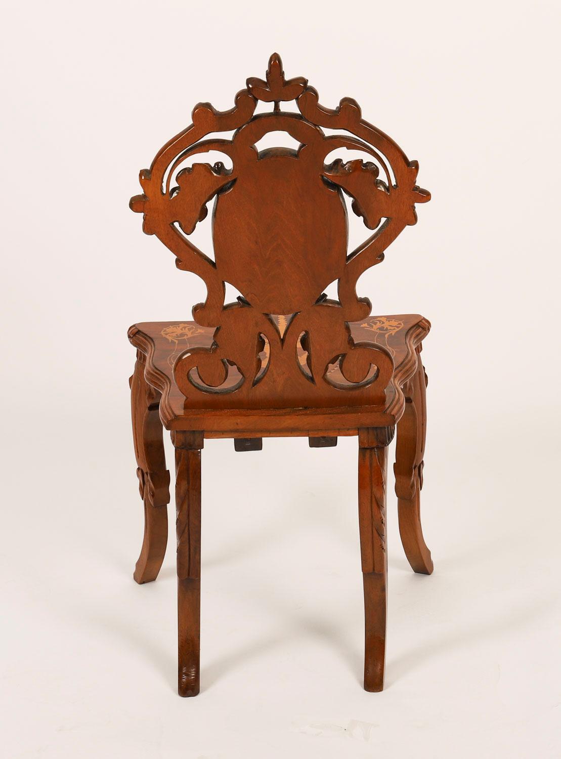 Antique Pair Swiss Walnut Marquetry inlaid Hall Chairs 19th Century en venta 12