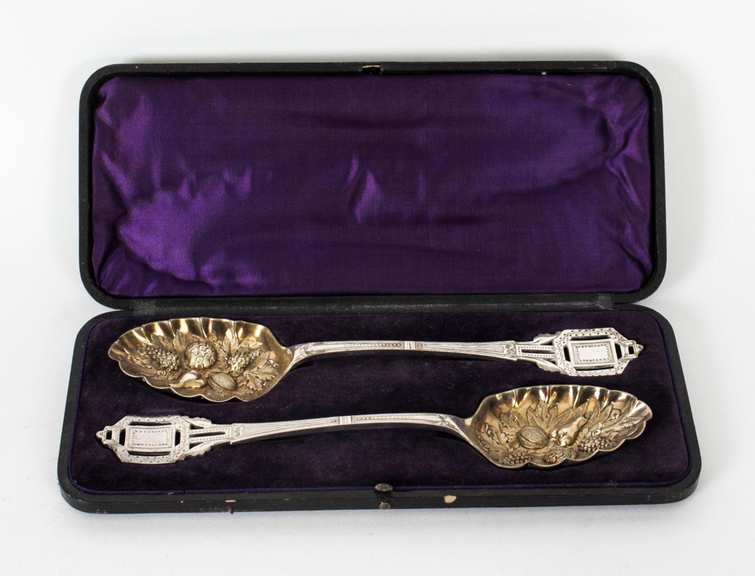 Antique Pair of Victorian Silver Plated & Gilt Berry Serving Spoons 19th Century 3