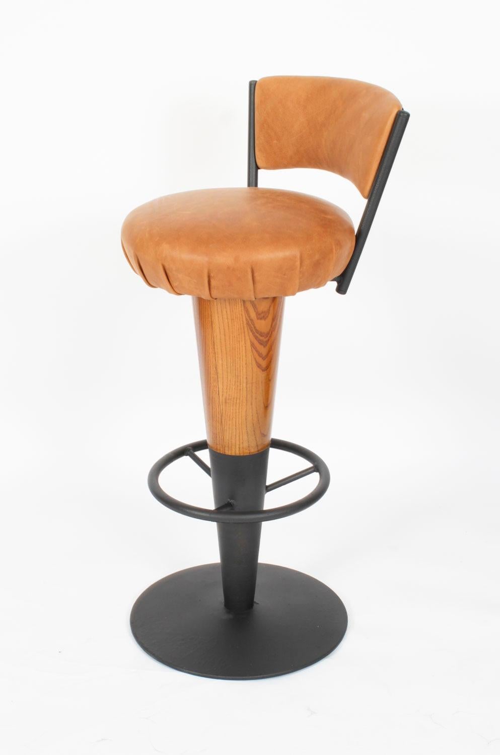 Antique Pair Walnut and Tan Leather Art Deco Bar Stools 20th Century For Sale 5