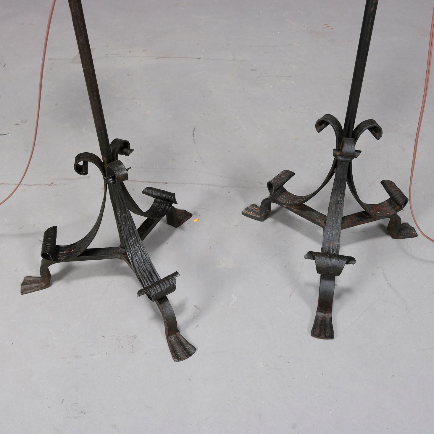 Antique Pair of Yellin School Arts & Crafts Scrolled Wrought Iron Floor Lamps In Good Condition In Big Flats, NY