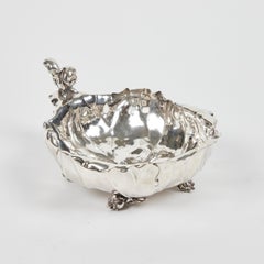 Antique Pairpoint Silver Plate Large Leaf Bowl w/ Squirrel Accent
