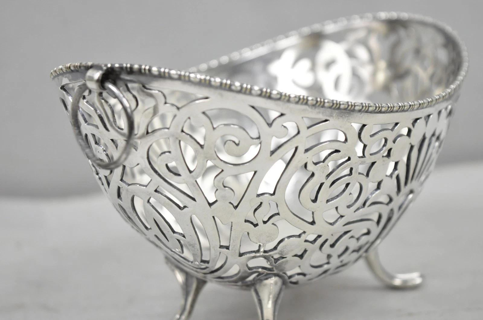 Antico Pairpoint Small Silver Plated Pierced Scrollwork Candy Dishl Bowl Basket in vendita 2