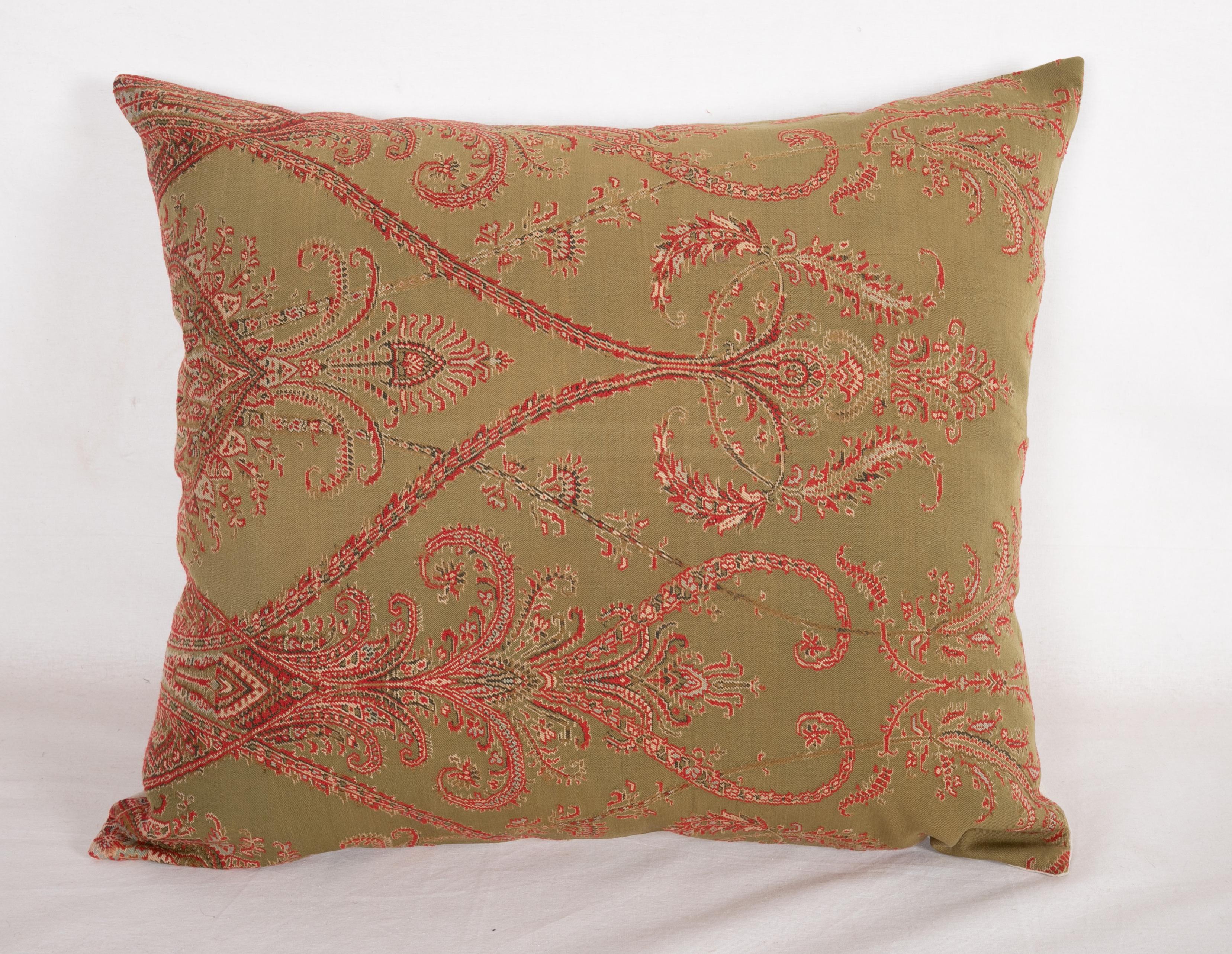 Islamic Antique Paisley Wool Pillow Cases, 19th Century For Sale