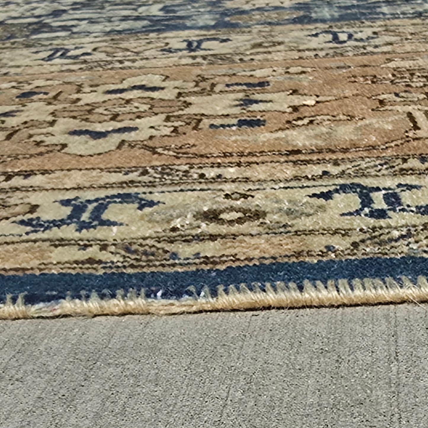 Début du 20ème siècle Tapis persan Tabriz ancien de taille palais 12,8 x 19,2 en vente