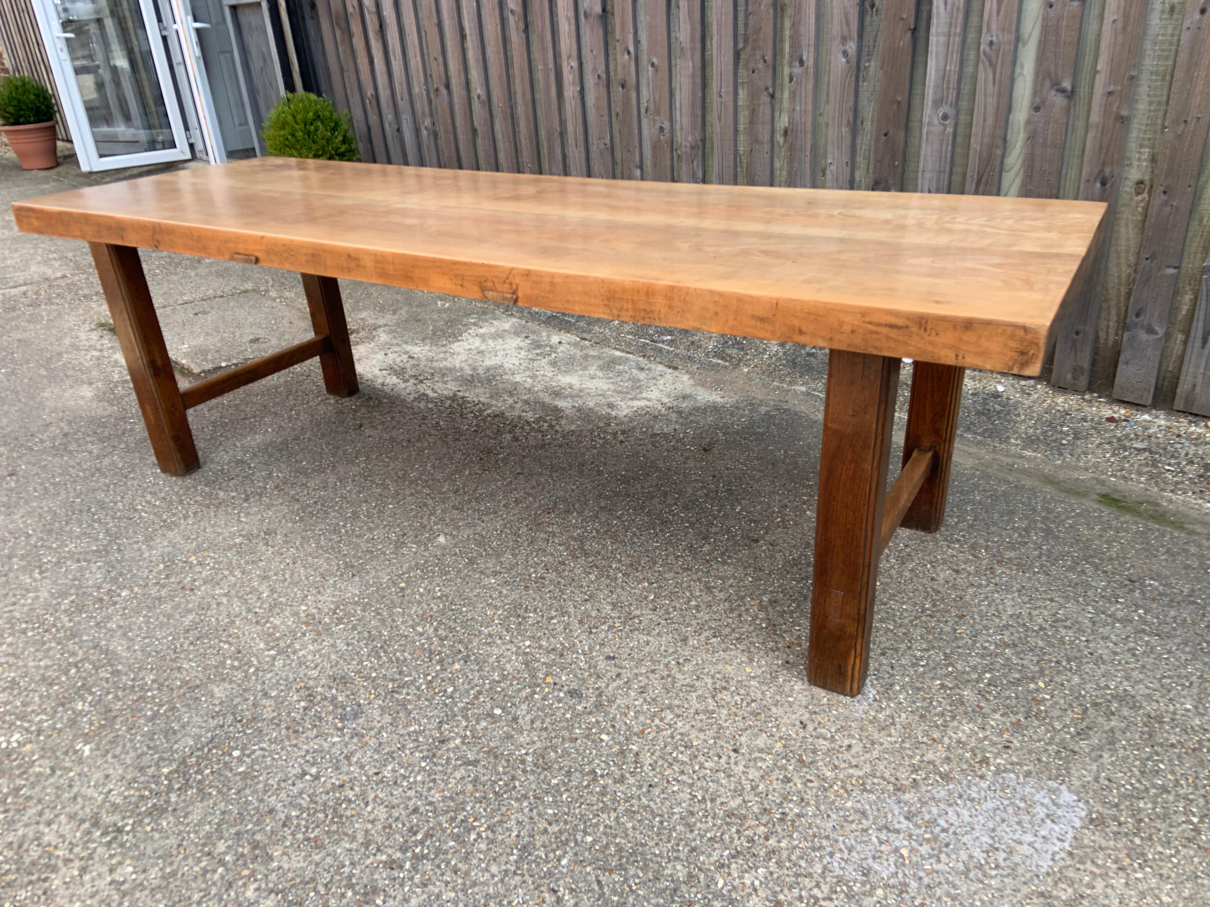 vieille table de ferme