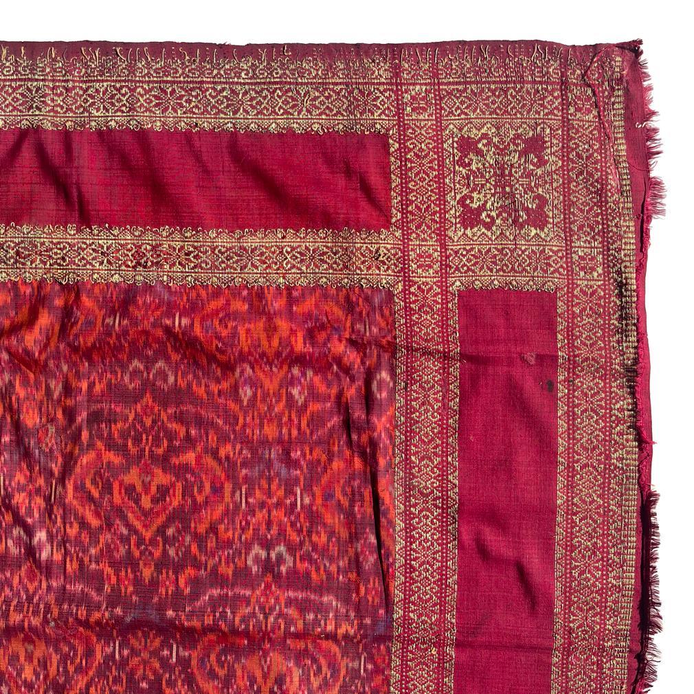 Antico Songket da uomo di Palembang e abito da cerimonia Ikat (iket kepala). in vendita 2