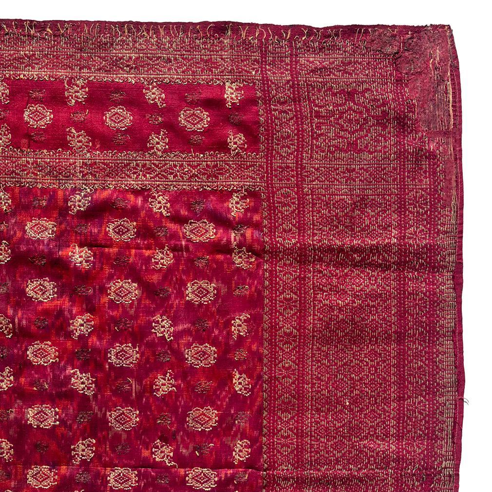 Antiguo paño de cabeza ceremonial de hombre de Songket e Ikat de Palembang (iket kepala) en venta 3