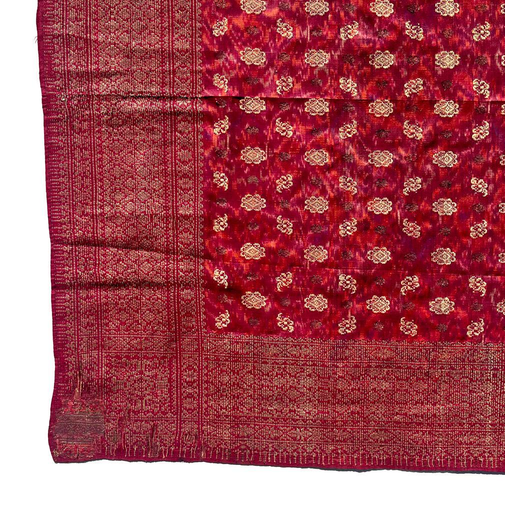 Antiguo paño de cabeza ceremonial de hombre de Songket e Ikat de Palembang (iket kepala) Indonesio en venta