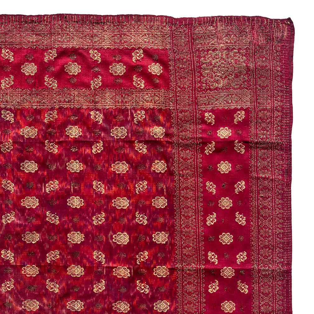 Antiguo paño de cabeza ceremonial de hombre de Songket e Ikat de Palembang (iket kepala) en Bueno estado para la venta en Point Richmond, CA