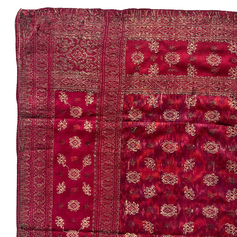 Antiguo paño de cabeza ceremonial de hombre de Songket e Ikat de Palembang (iket kepala) en venta 1