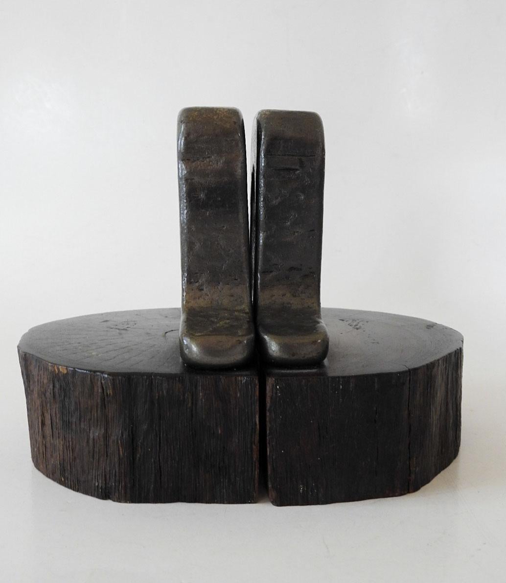 Antique Panama Railroad Iron Track Bookends - a Pair In Good Condition For Sale In Seguin, TX